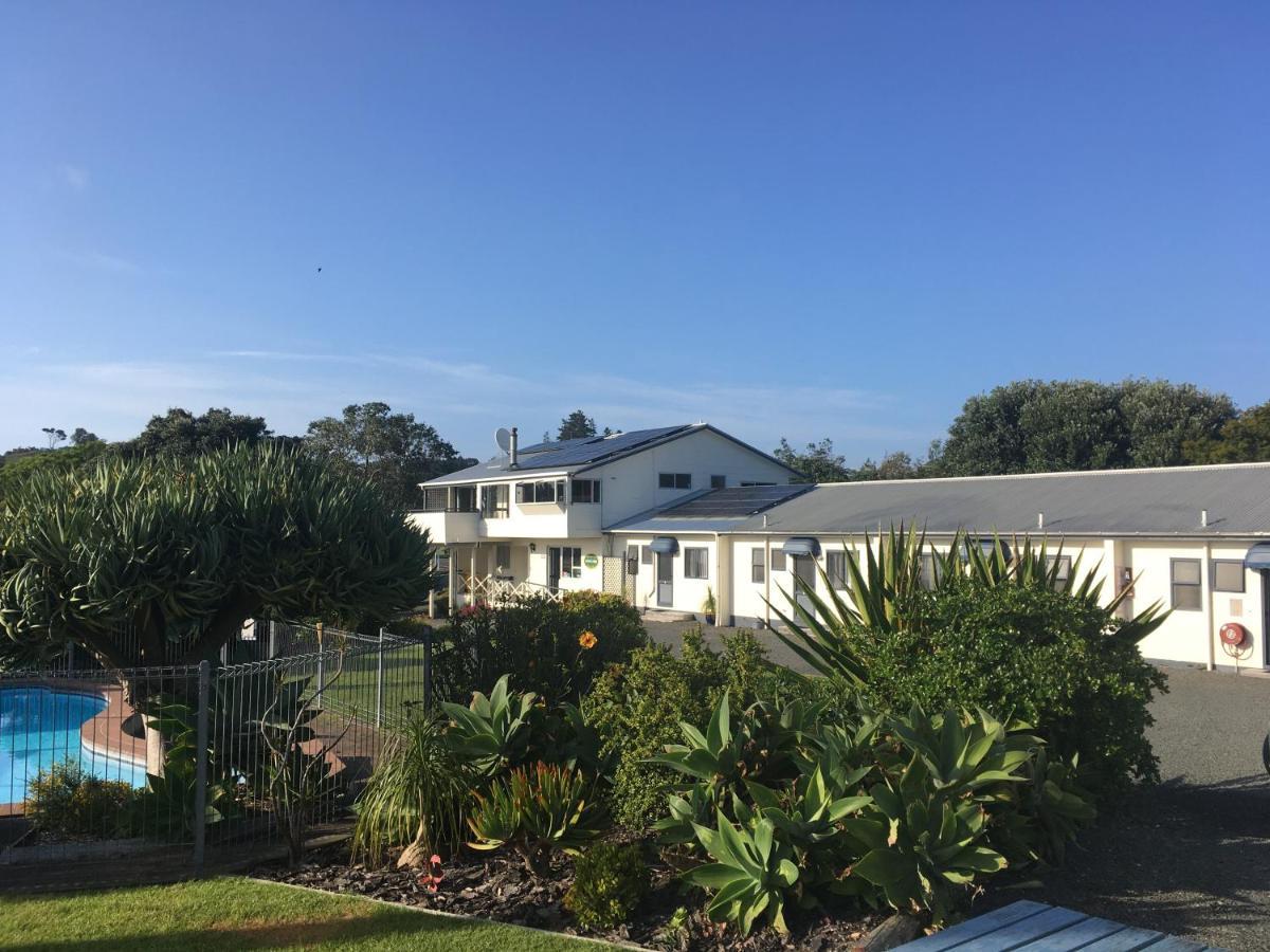 Pukenui Lodge Motel Exterior foto